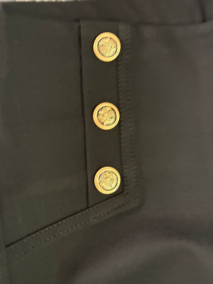 Leggings com Botões Dourados 2