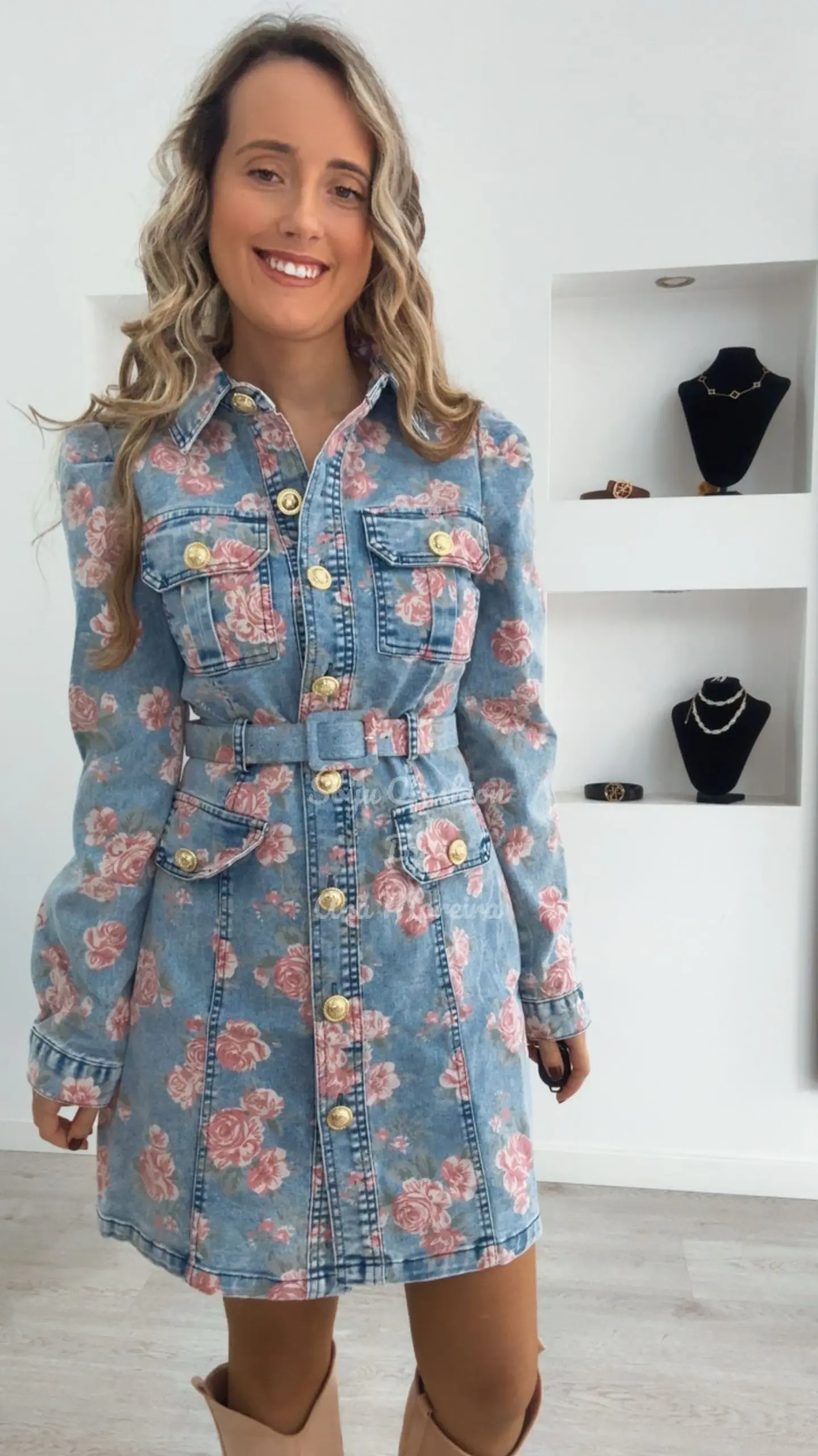 Vestido de Ganga com Flores Rosa 8