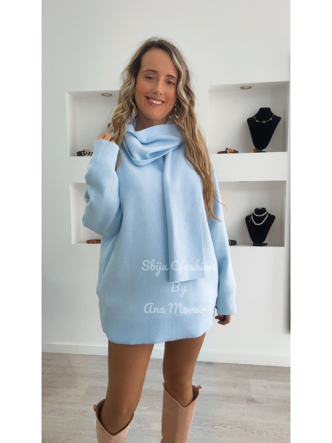 Camisolão com Cachecol em Malha - TU 6