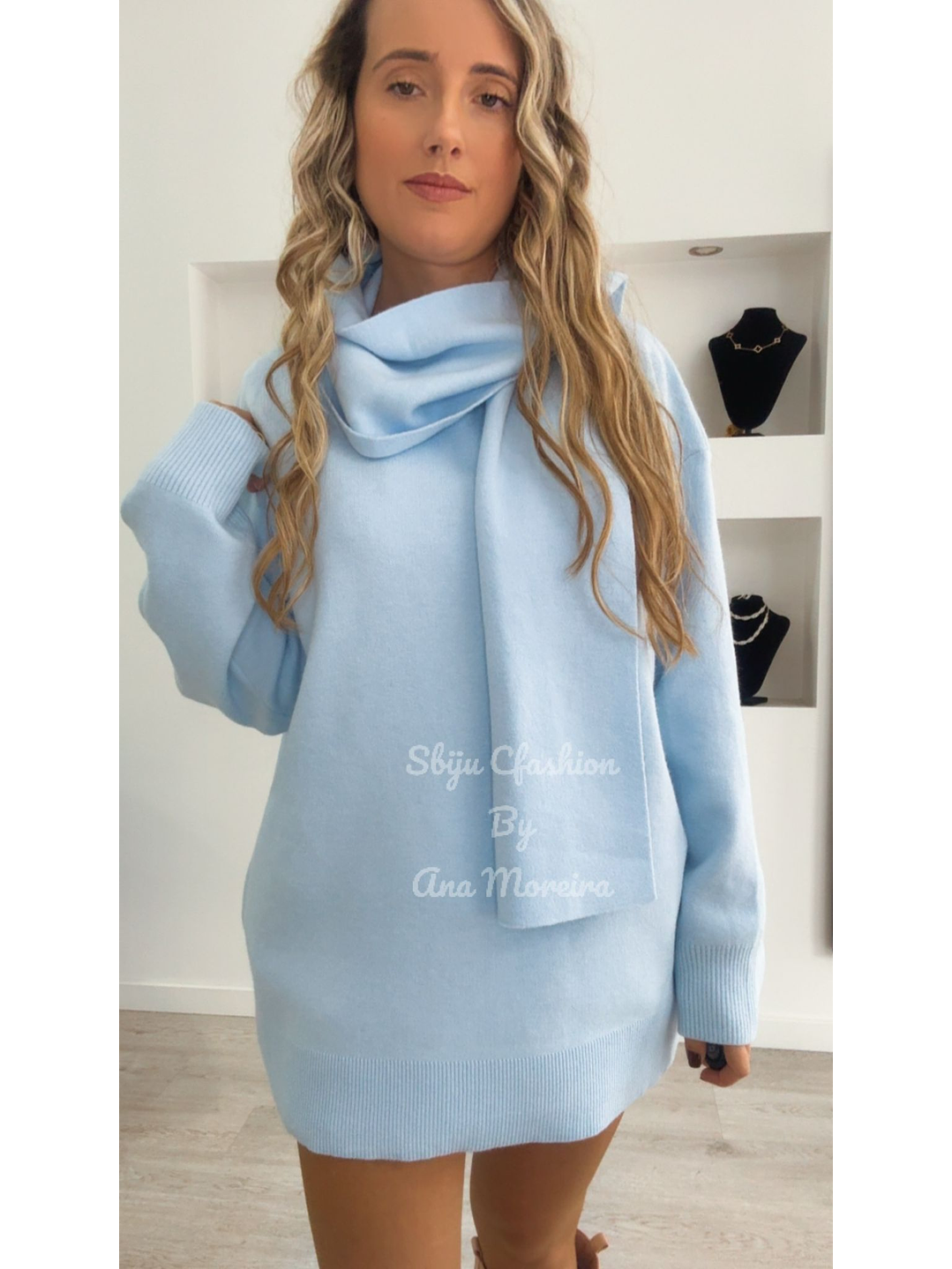 Camisolão com Cachecol em Malha - TU 8