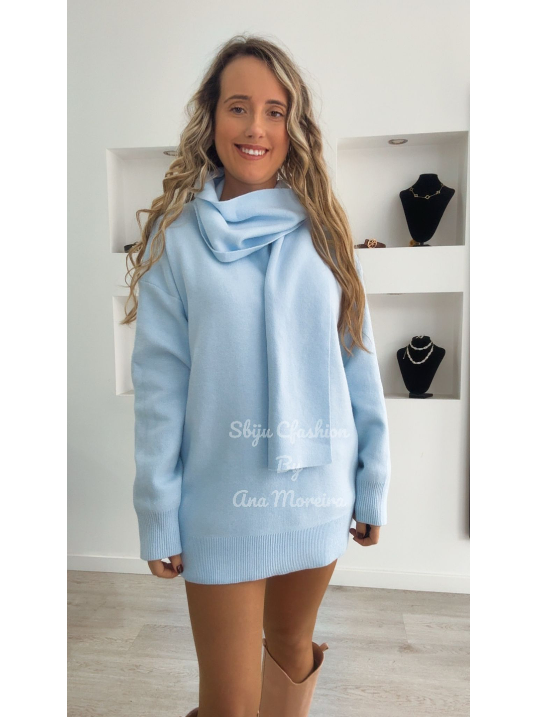 Camisolão com Cachecol em Malha - TU 9