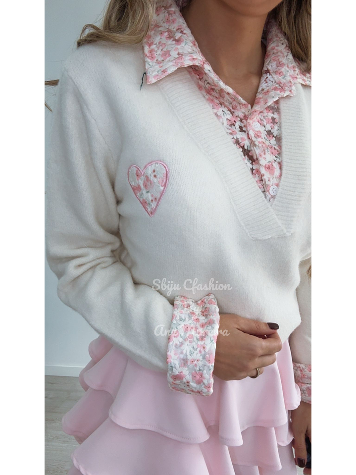 Camisola de Malha com Detalhe de Coração e Camisa Incluída - TU 12