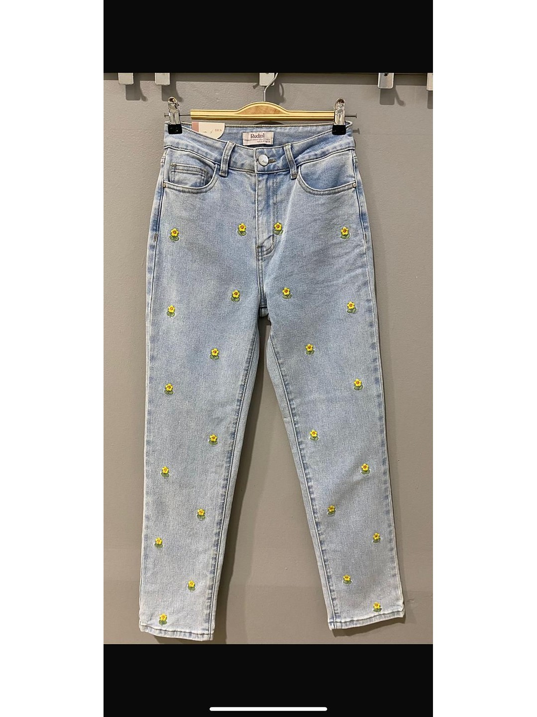 Calças de Ganga Redial com Detalhe de Flores 10