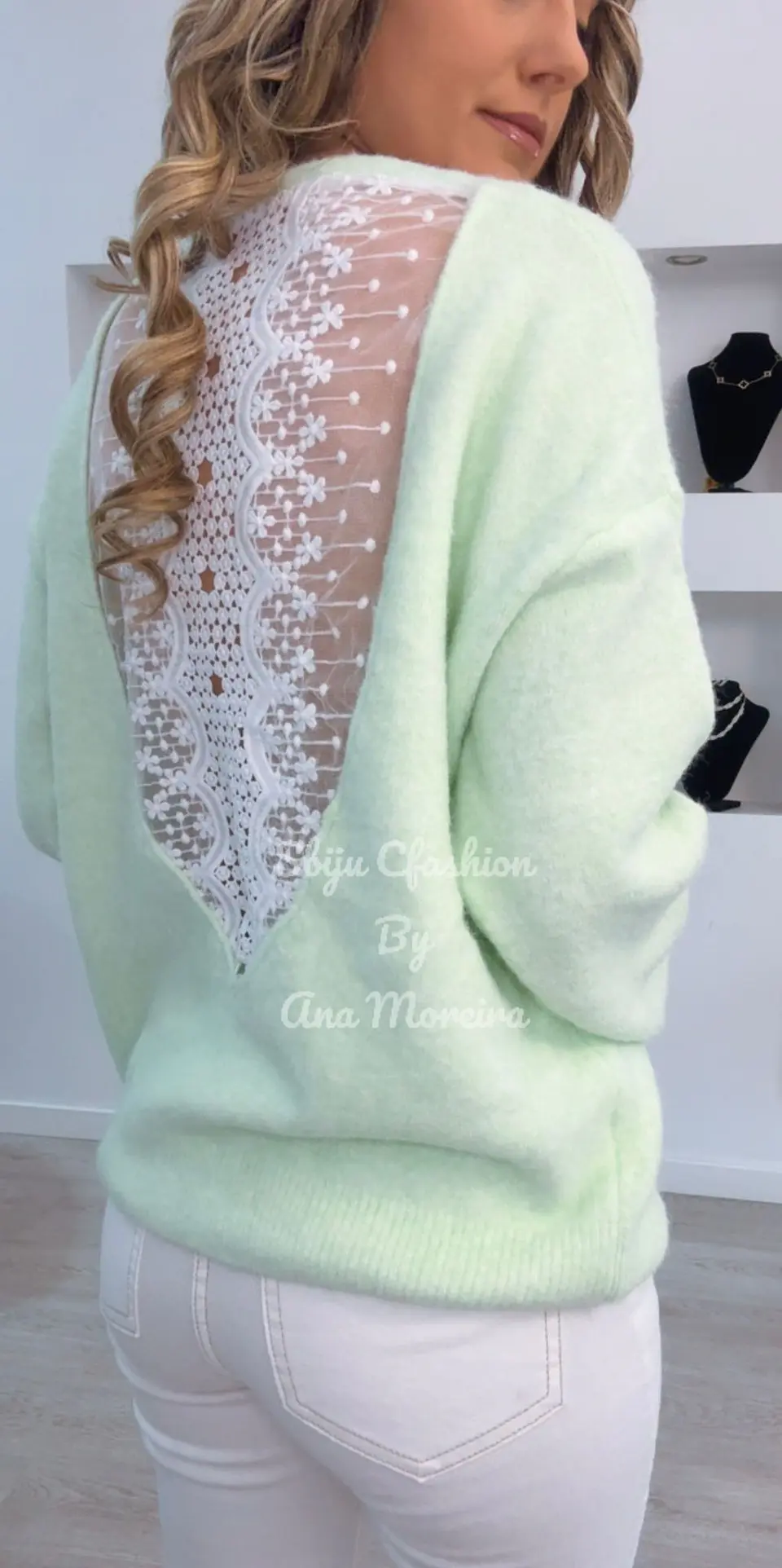 Camisola de Malha com Renda nas Costas - TU 11