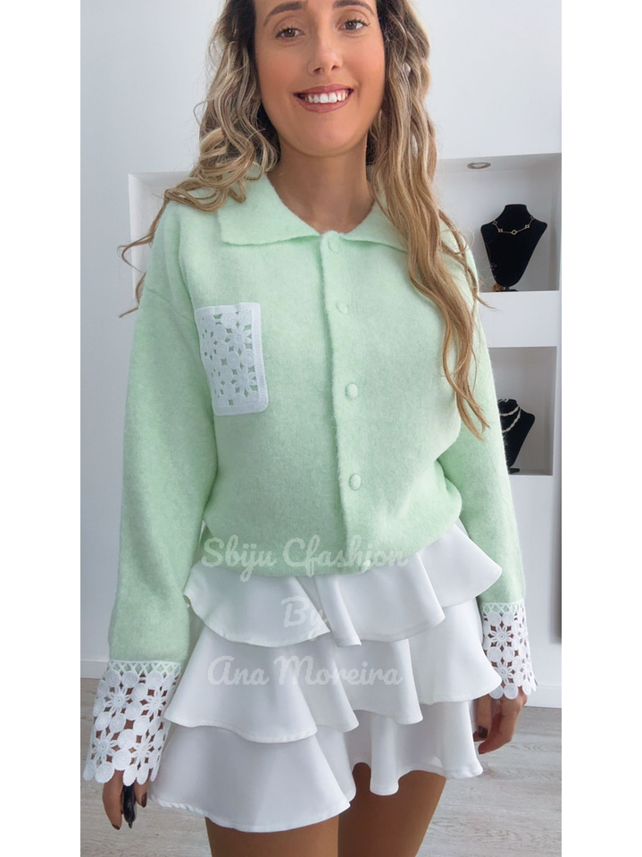 Cardigan com Detalhes em Renda na Manga e no Bolso - TU 12