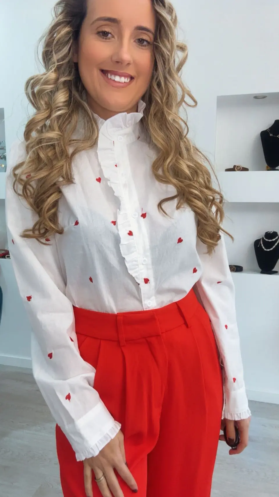 Camisa Branca com Corações 1