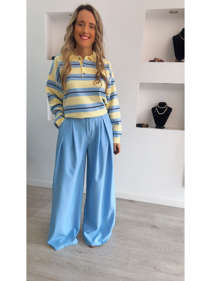 Calça em tecido larga com cinto incluído - TU 4