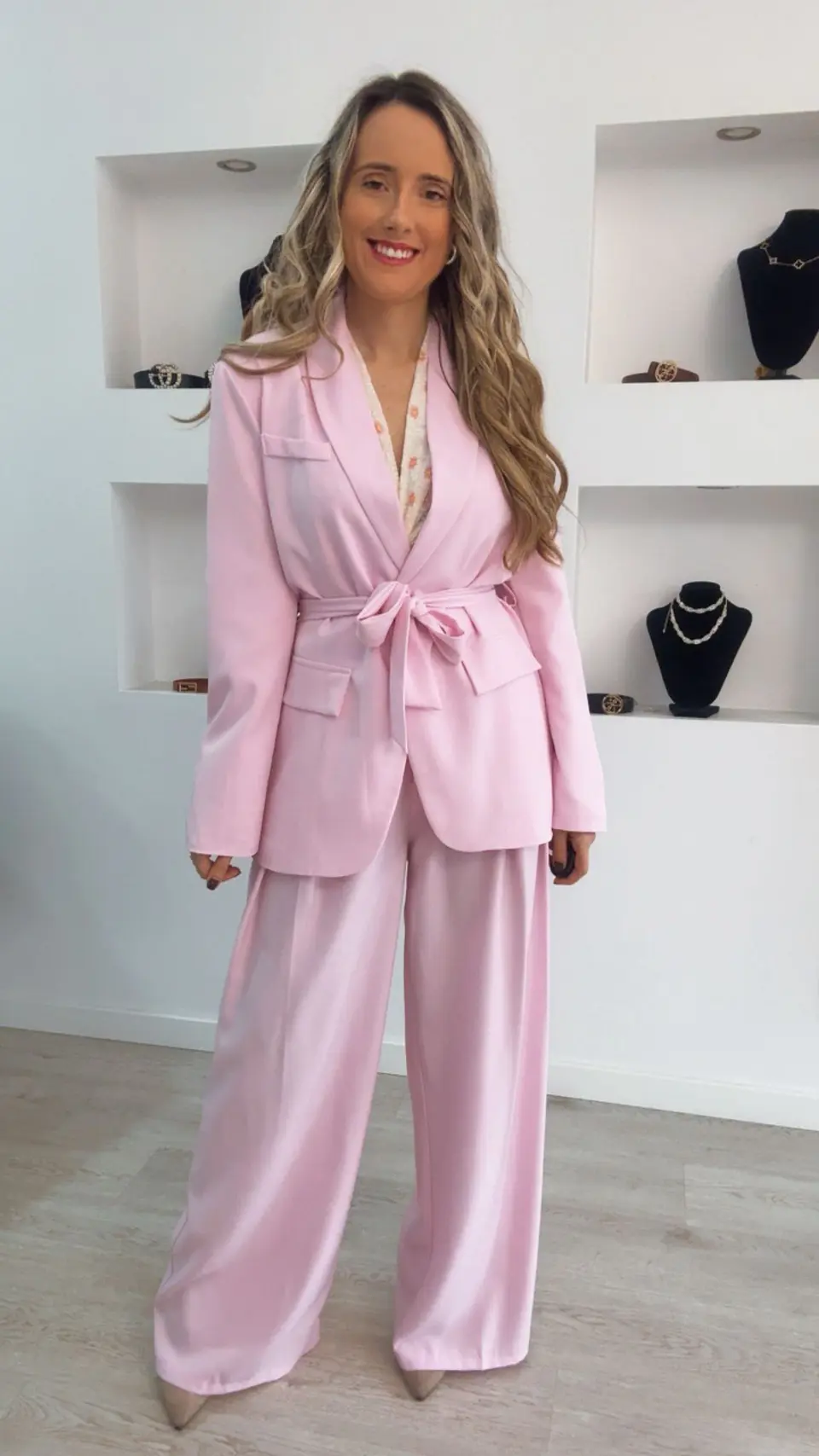 Fato de blazer comprido com cinto - TU 8