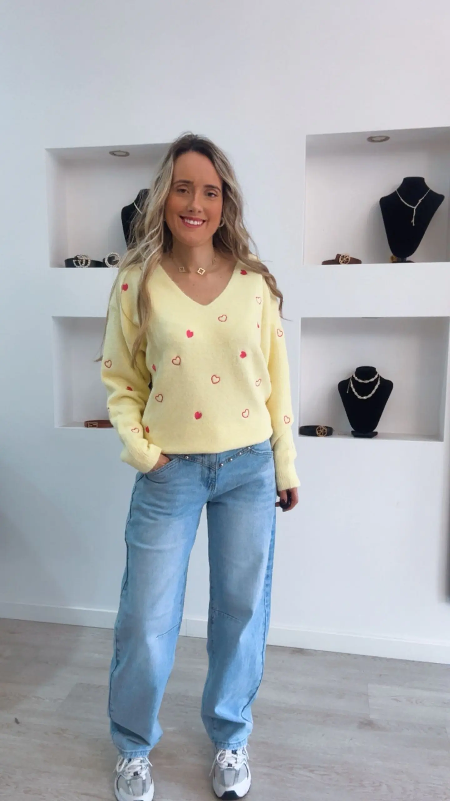 Camisola de malha amarela com corações rosa - TU 3