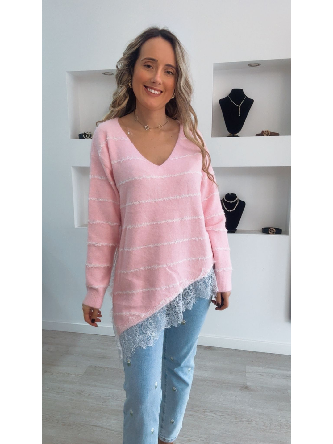 Camisola de malha com renda mais comprida de um lado - TU 1