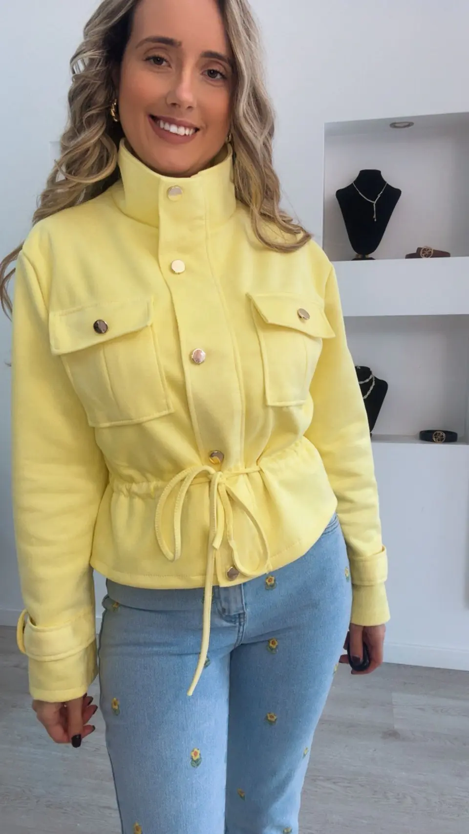 Casaco em pele de pêssego ajustável na cinta - TU 6