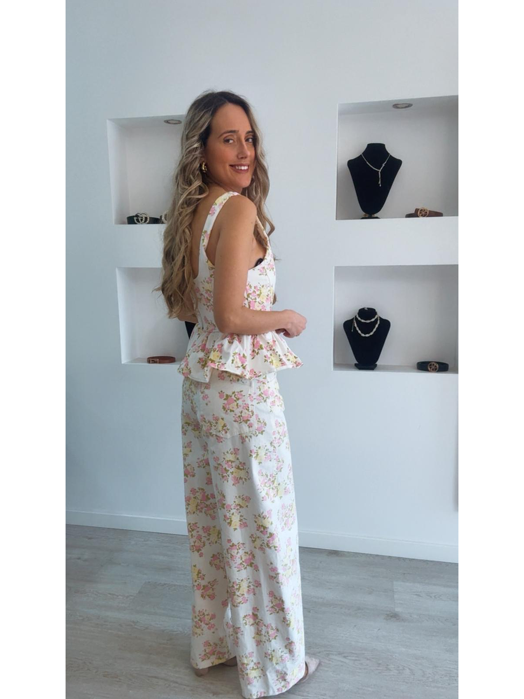 Conjunto top e calça estampado da Lumina 2