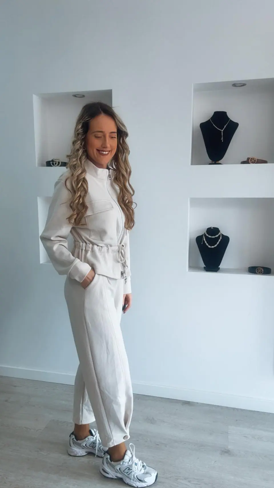 Conjunto de casaco e calça com detalhe de botão - TU  16