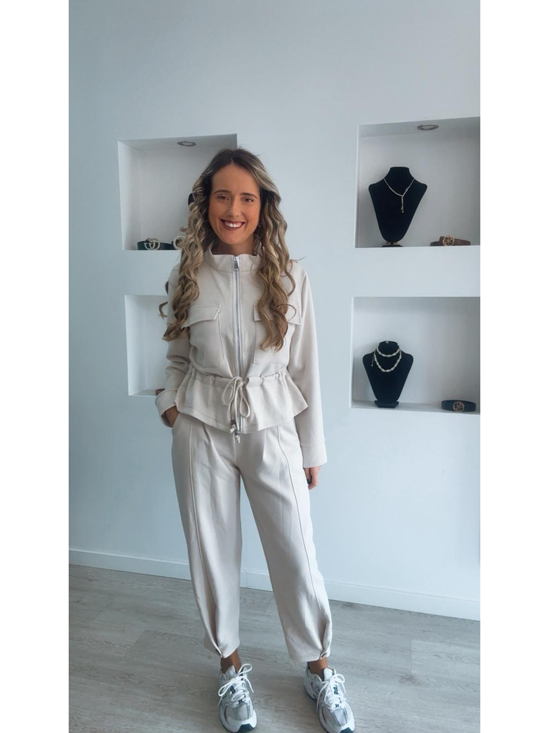 Conjunto de casaco e calça com detalhe de botão - TU  15