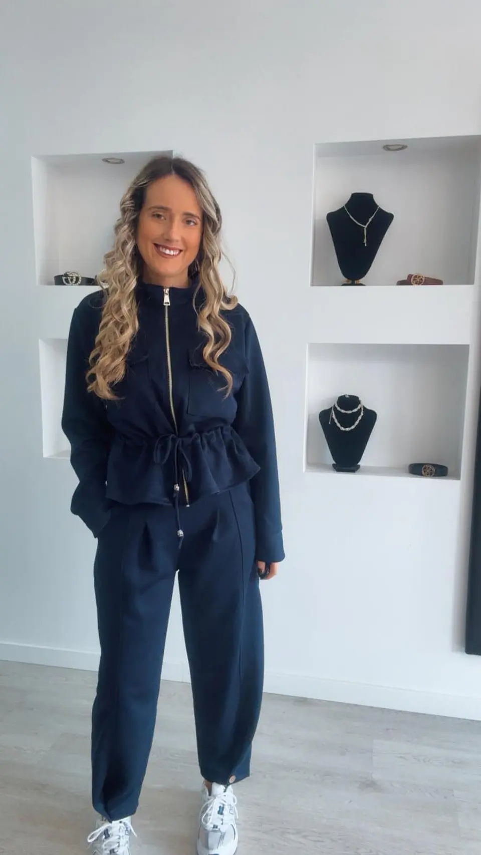 Conjunto de casaco e calça com detalhe de botão - TU  12