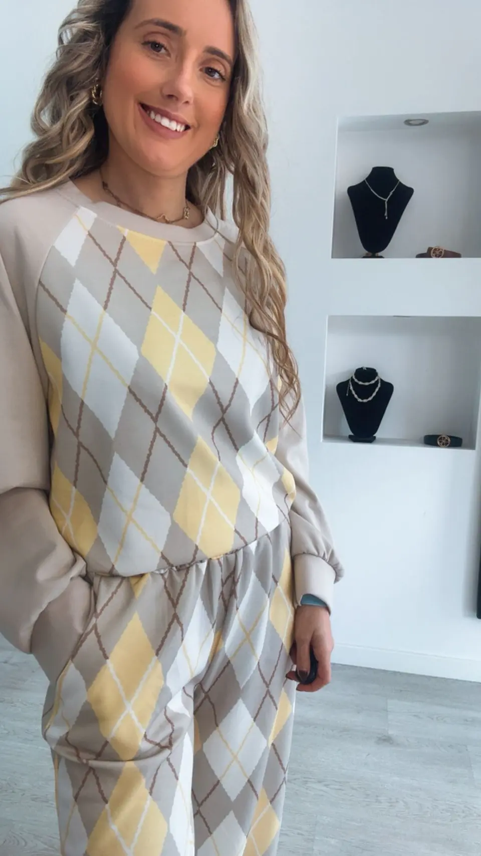 Fato de treino com losangos na camisola e calça - TU 11