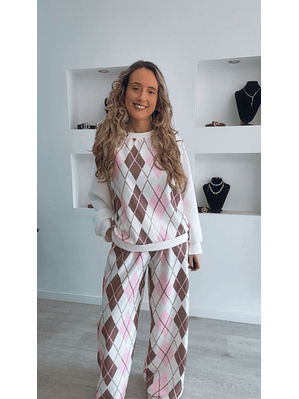 Fato de treino com losangos na camisola e calça - TU
