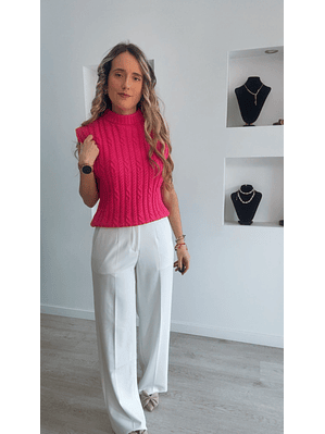 Colete em malha com tranças