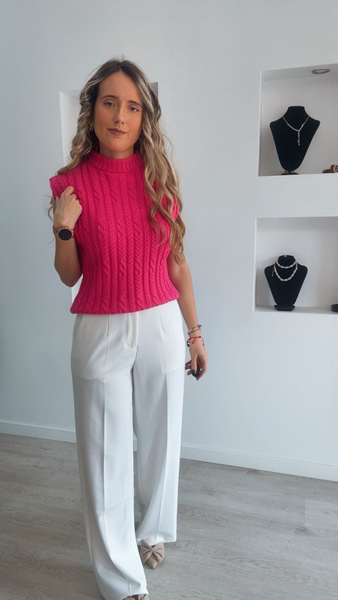 Colete em malha com tranças