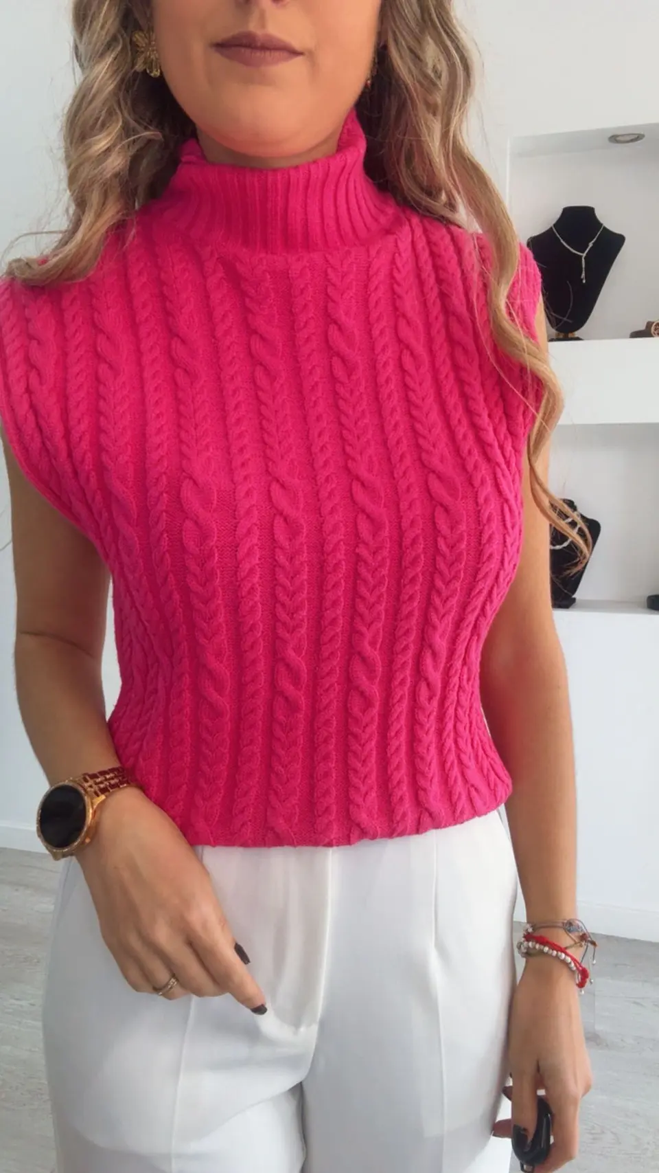 Colete em malha com tranças 4