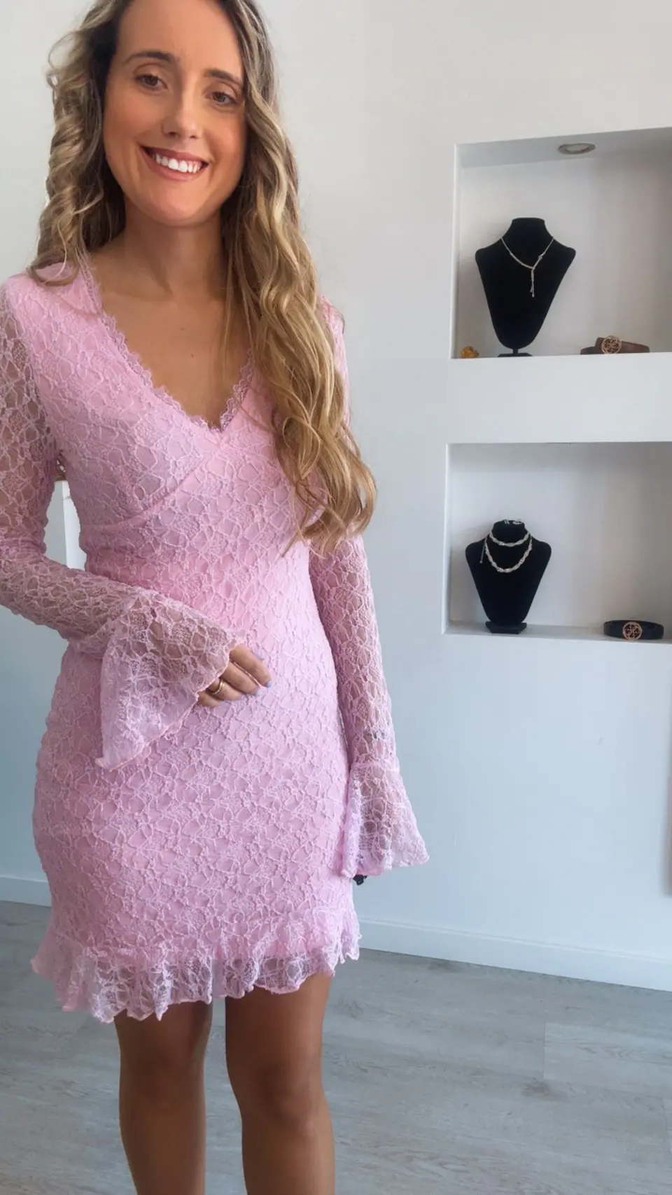 Vestido de renda justo 15