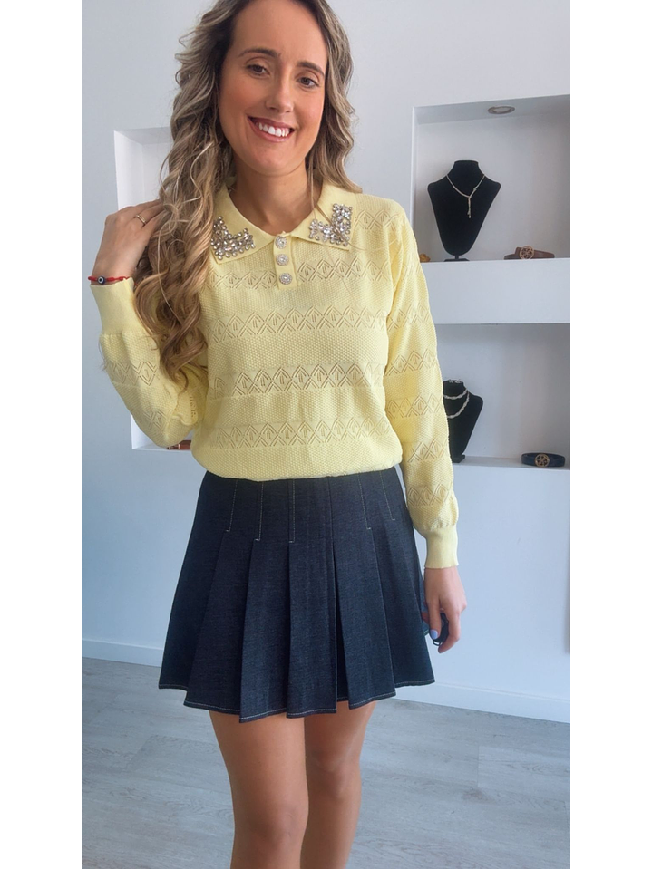 Camisola de malha com detalhe de brilhantes na gola - TU 5