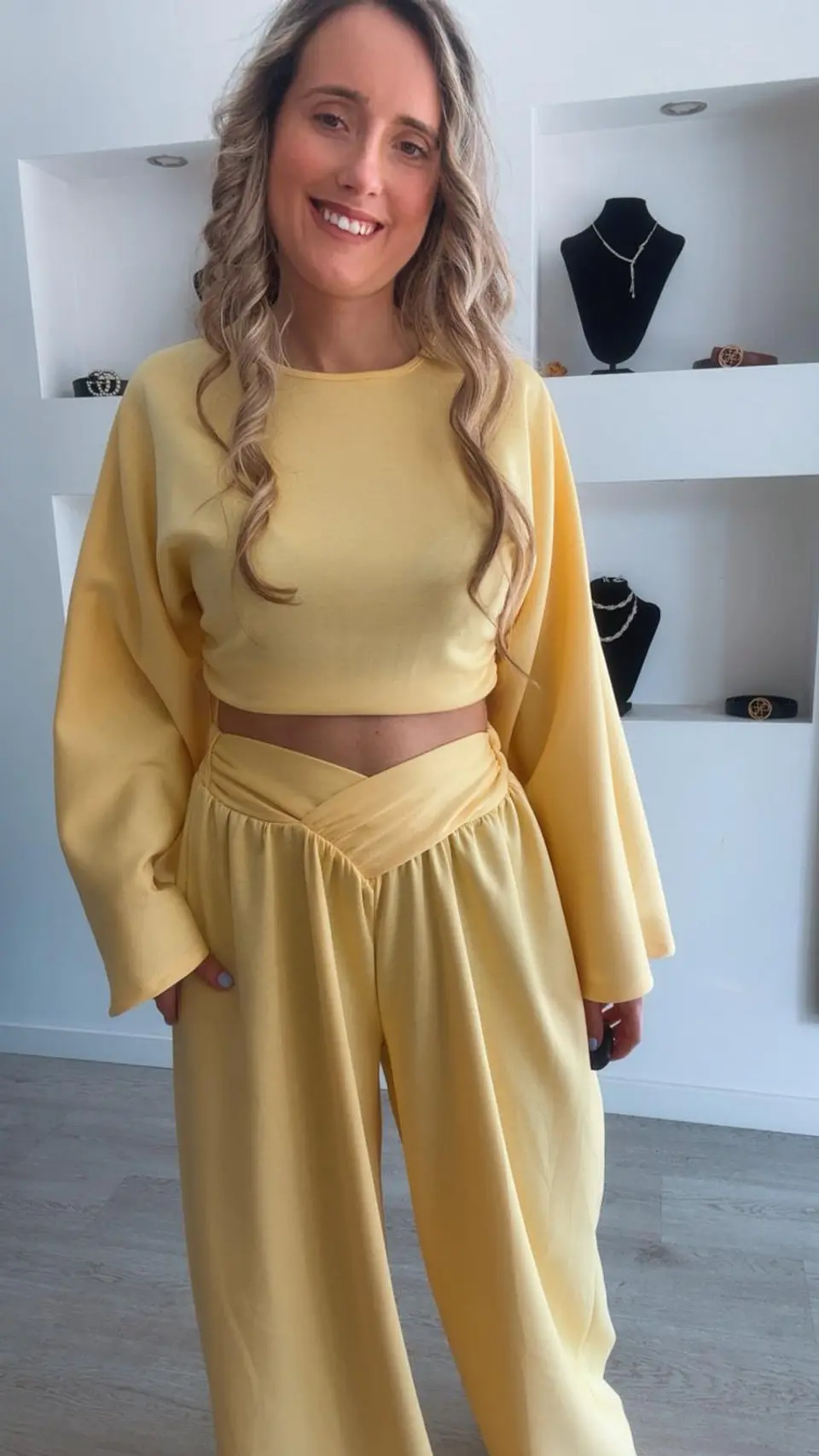 Conjunto com calça larga e camisola de manga larga - TU 10