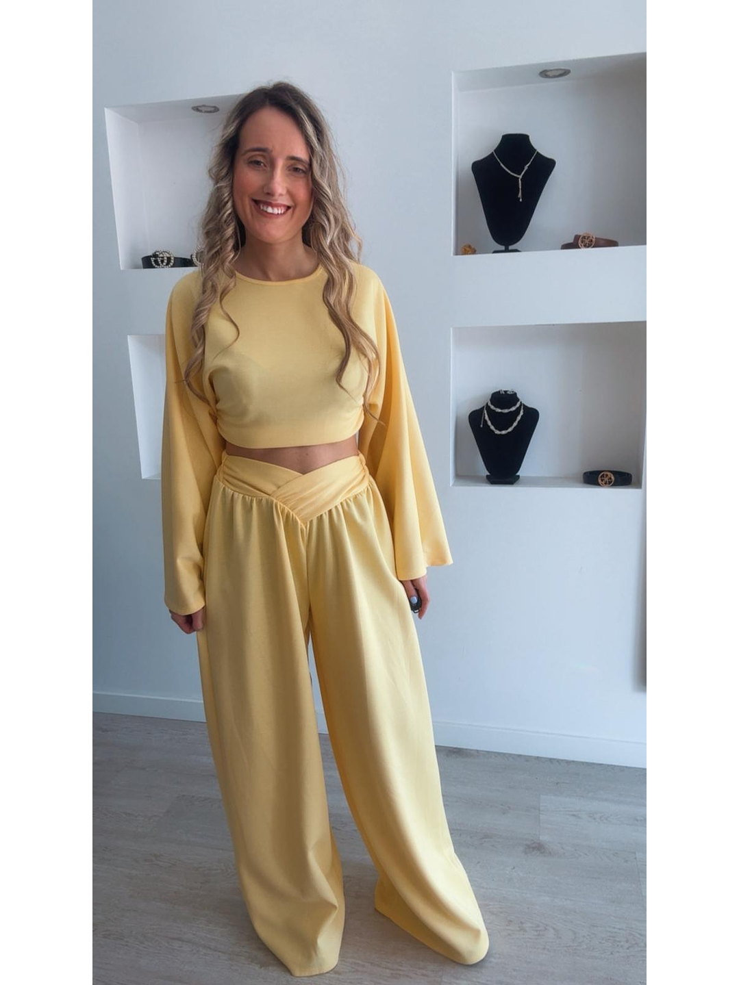 Conjunto com calça larga e camisola de manga larga - TU 8