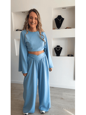 Conjunto com calça larga e camisola de manga larga - TU