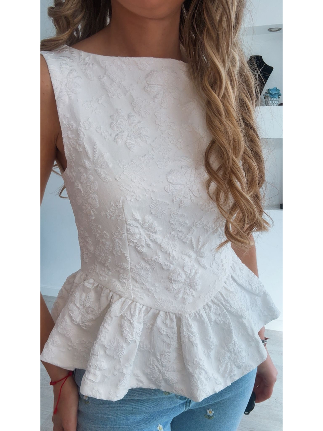 Blusa com folho e flores estampadas 9