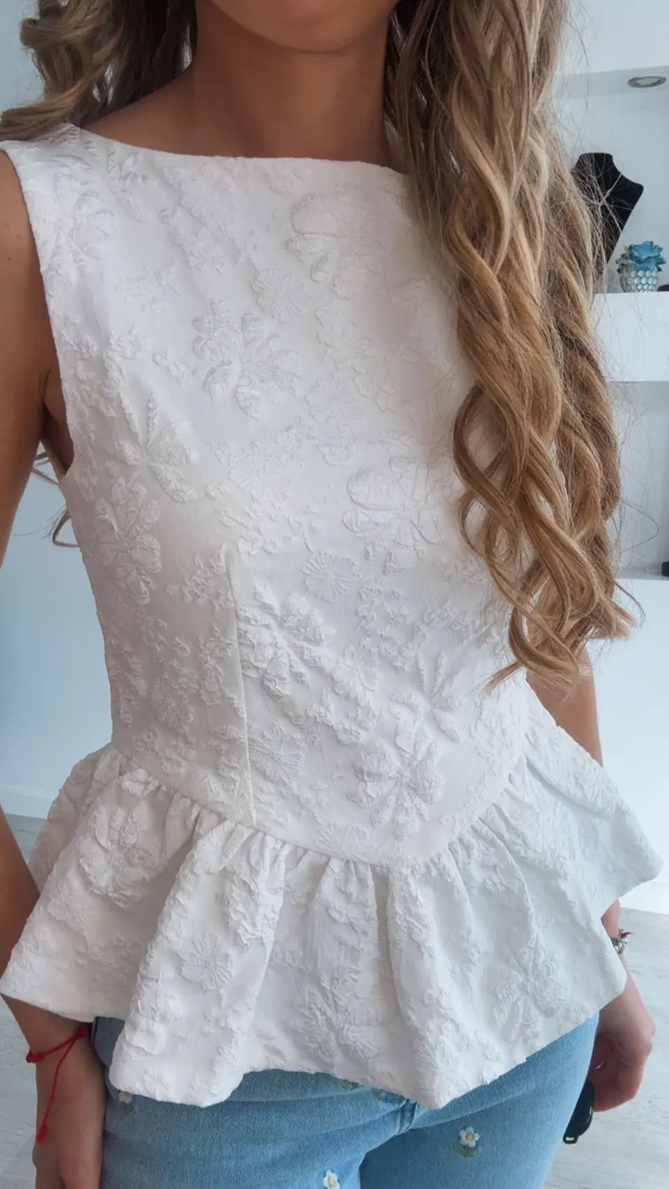 Blusa com folho e flores estampadas 9