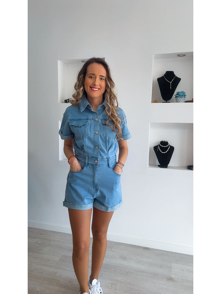 Macacão de calção em ganga 1