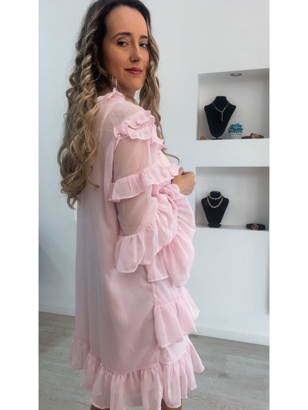 Vestido com folhos de manga comprida 2