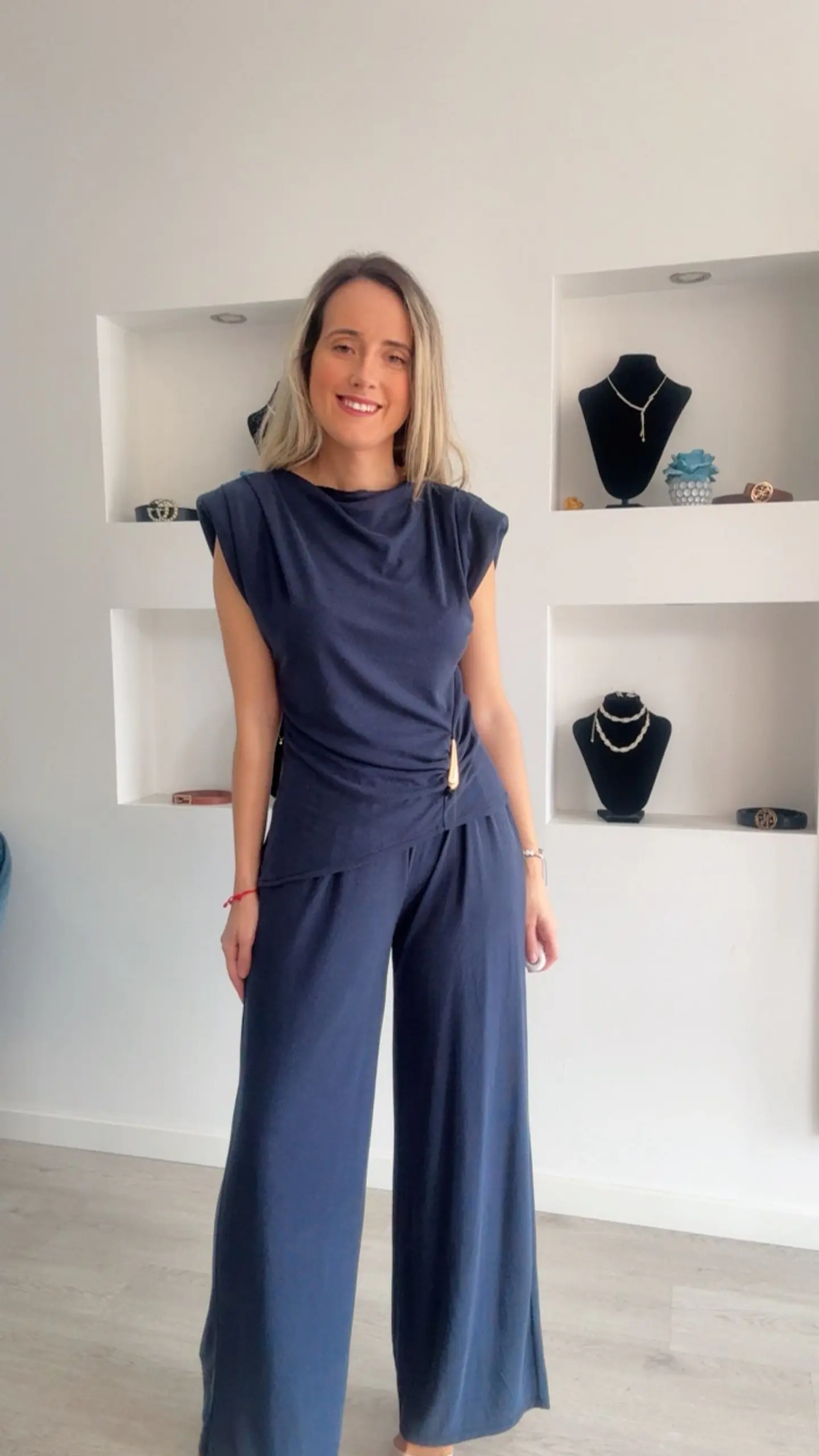 Conjunto calça e túnica com ombreiras 9