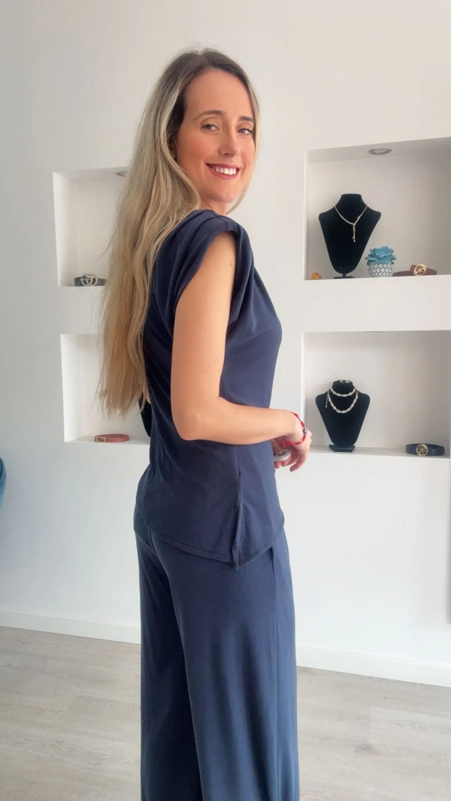 Conjunto calça e túnica com ombreiras 10