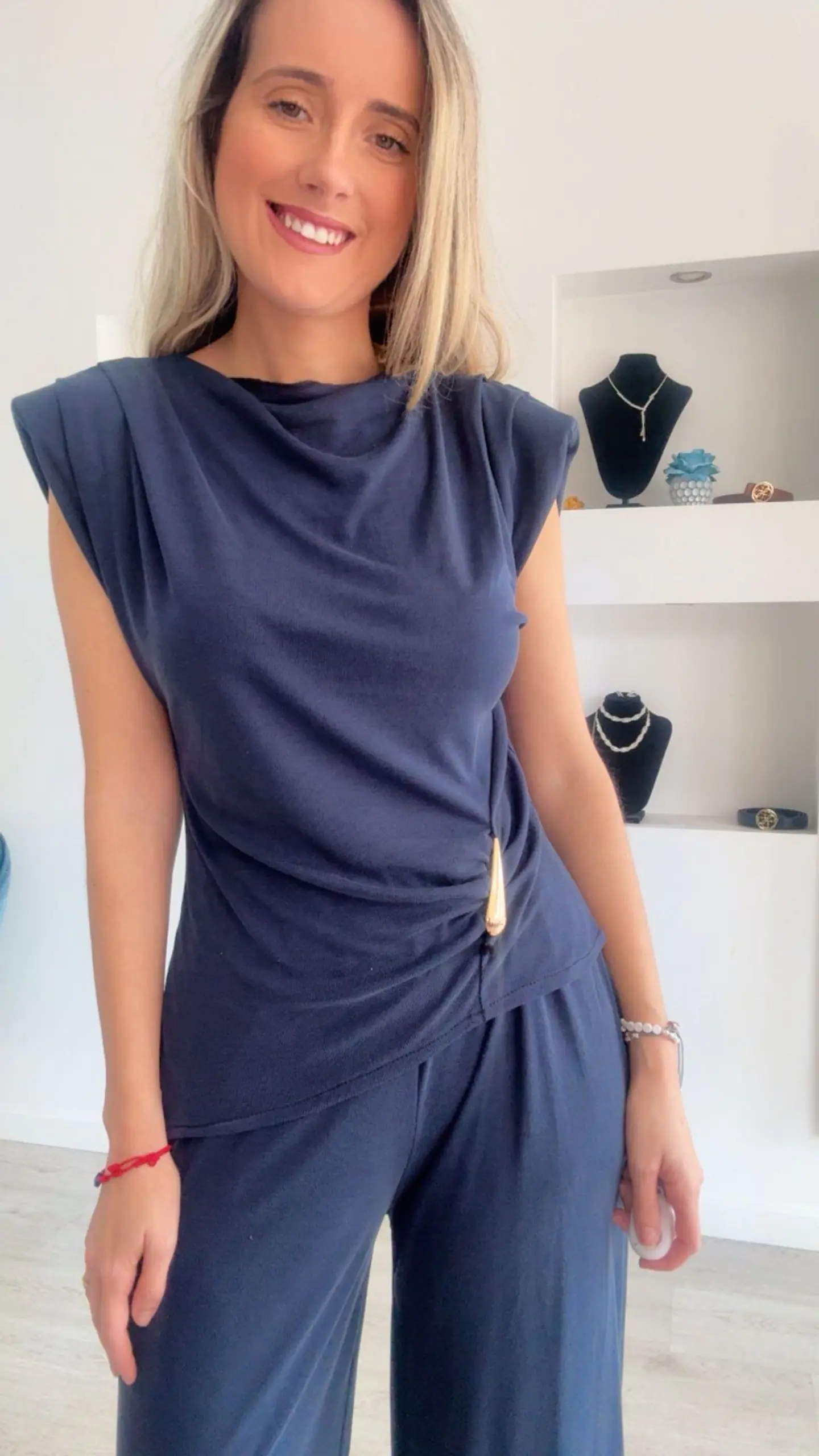 Conjunto calça e túnica com ombreiras 11