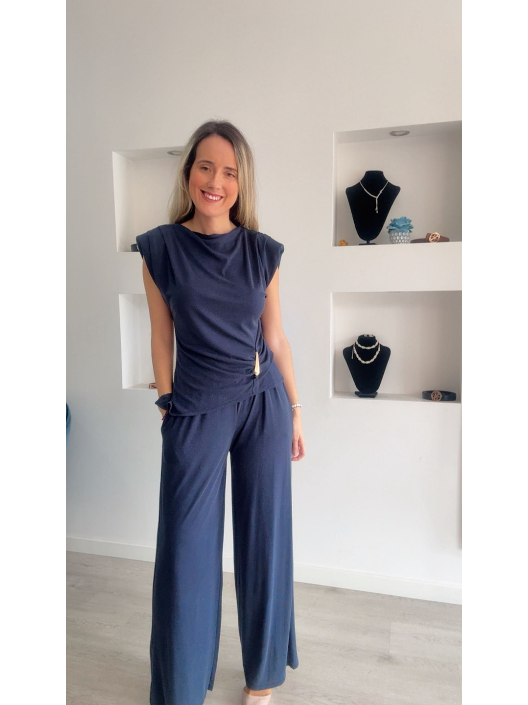 Conjunto calça e túnica com ombreiras 8