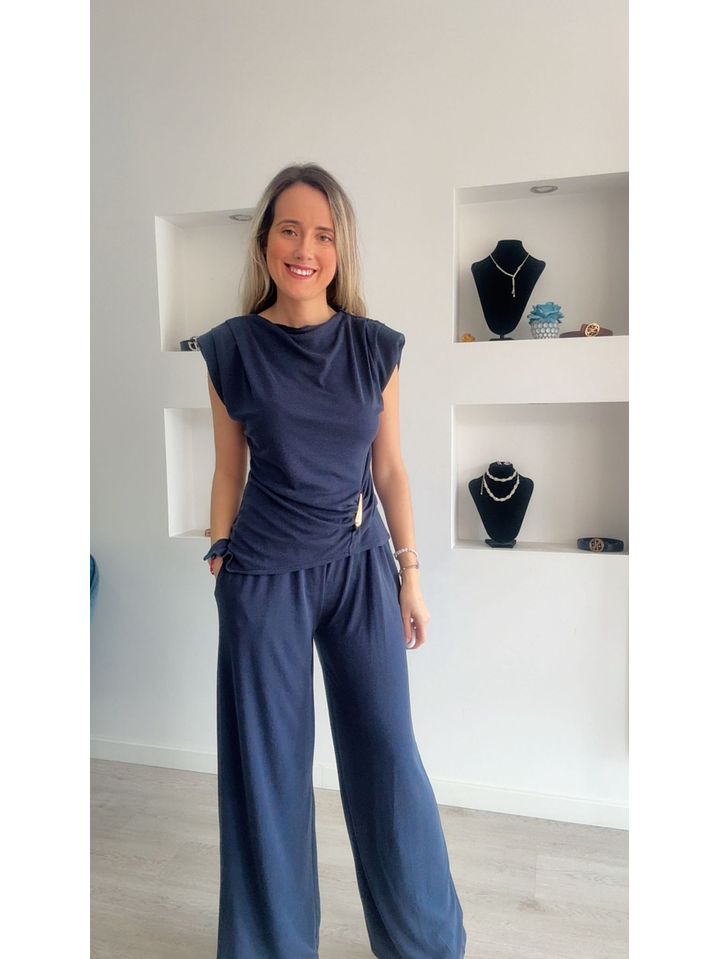 Conjunto calça e túnica com ombreiras 9