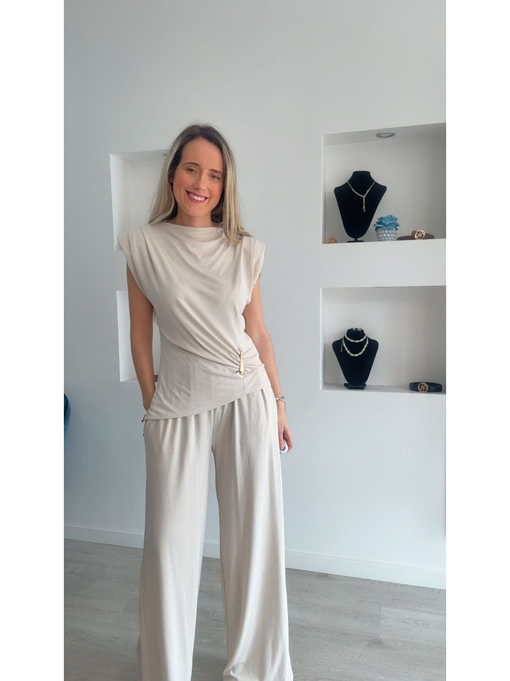 Conjunto calça e túnica com ombreiras 10