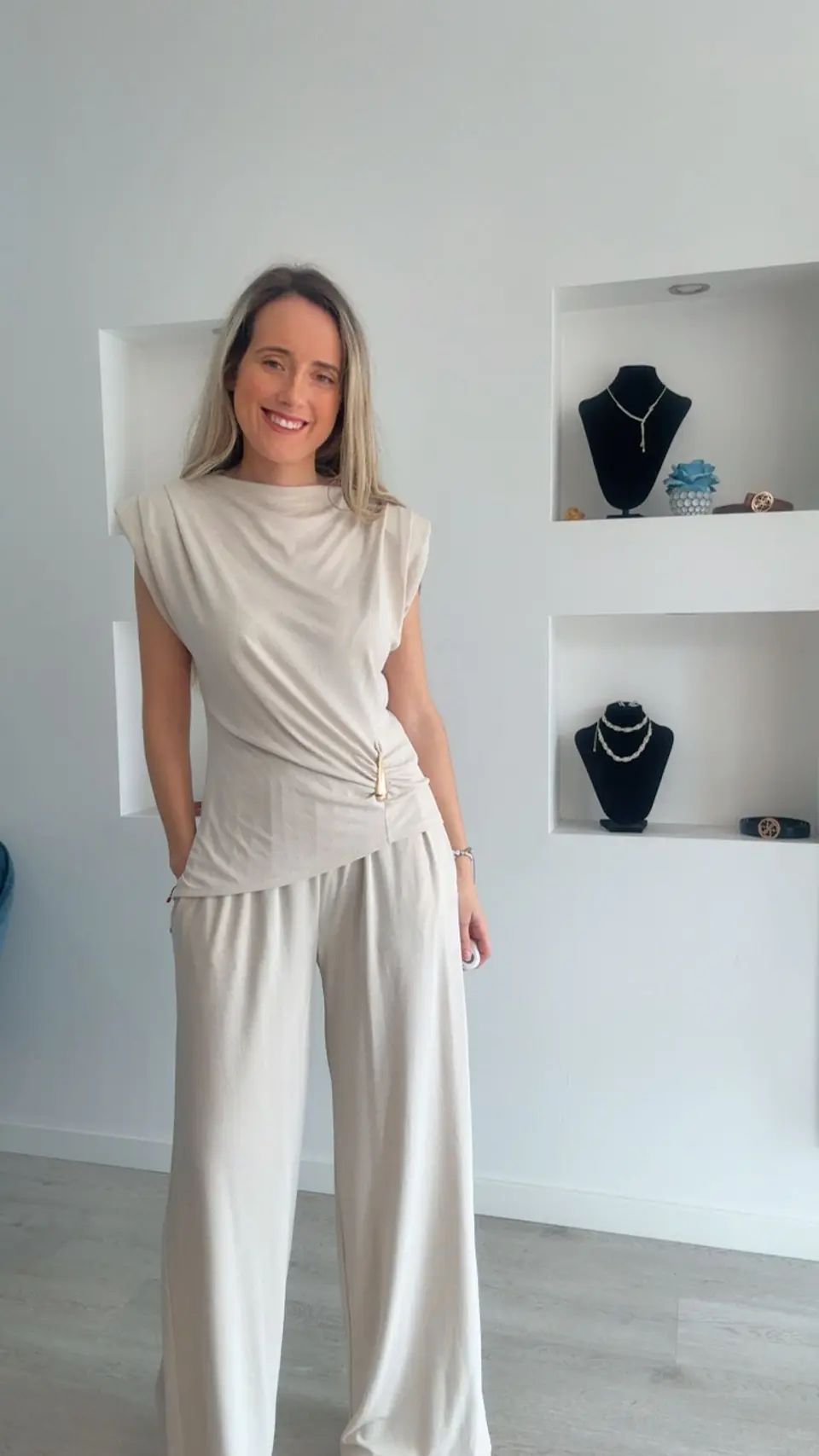 Conjunto calça e túnica com ombreiras 1
