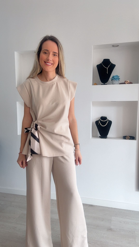 Conjunto túnica e calça com detalhe de laço em cetim - TU