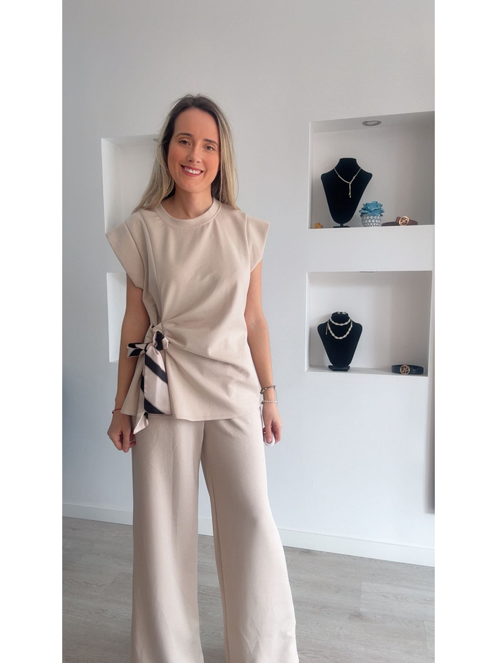 Conjunto túnica e calça com detalhe de laço em cetim - TU 1