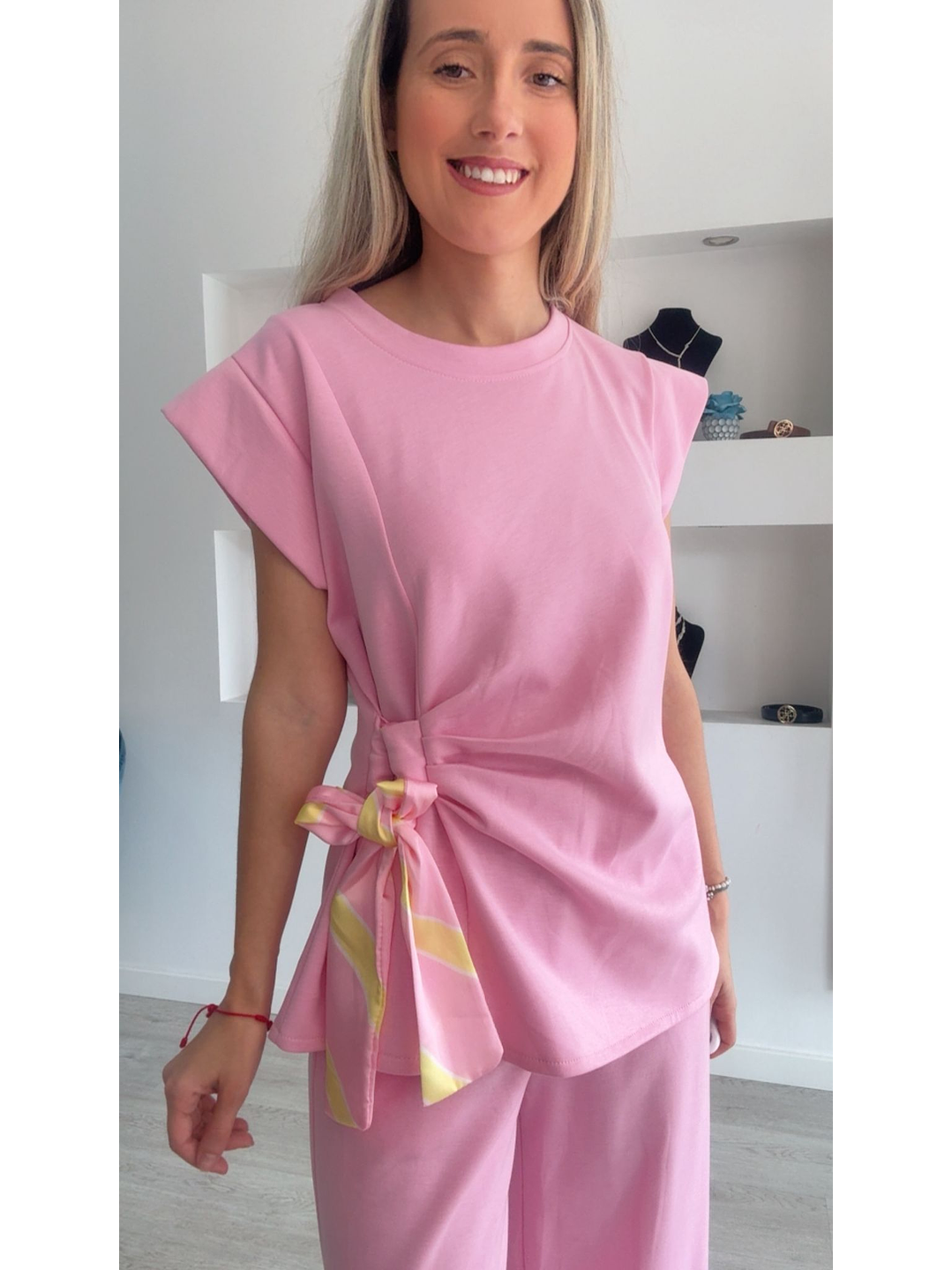 Conjunto túnica e calça com detalhe de laço em cetim - TU 16