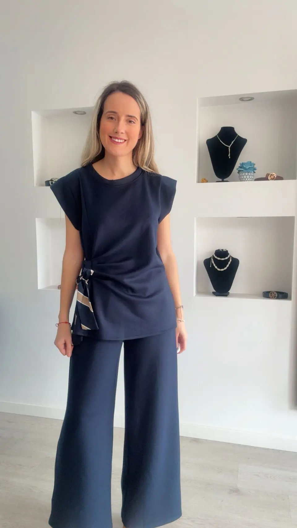 Conjunto túnica e calça com detalhe de laço em cetim - TU 11