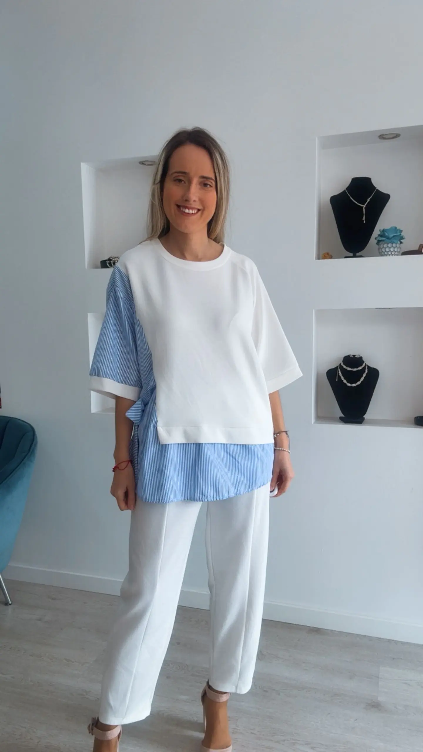 Conjunto calça e blusa com detalhes em camisa - TU 1
