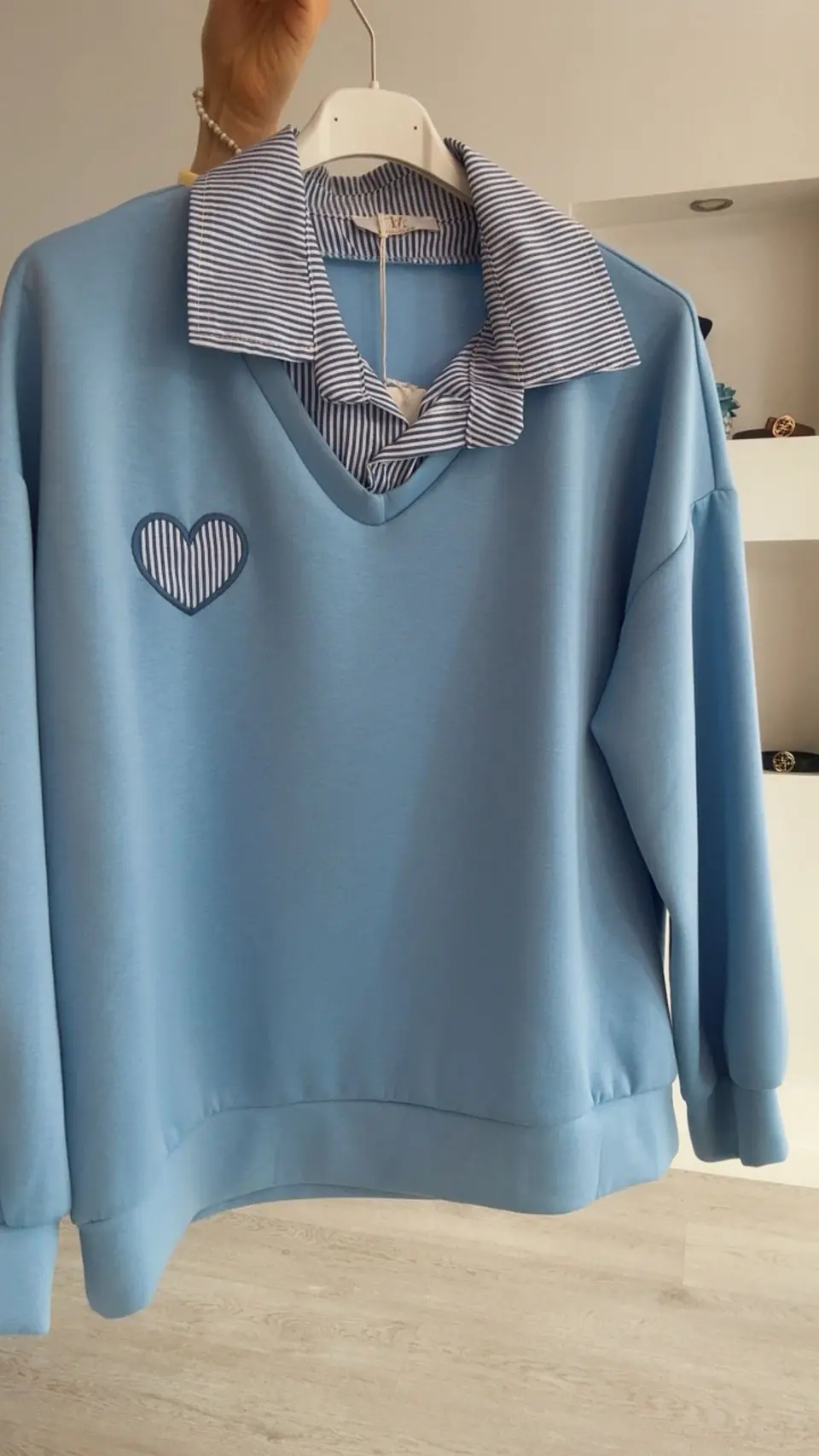 Camisola com camisa incluída e coração - TU 4