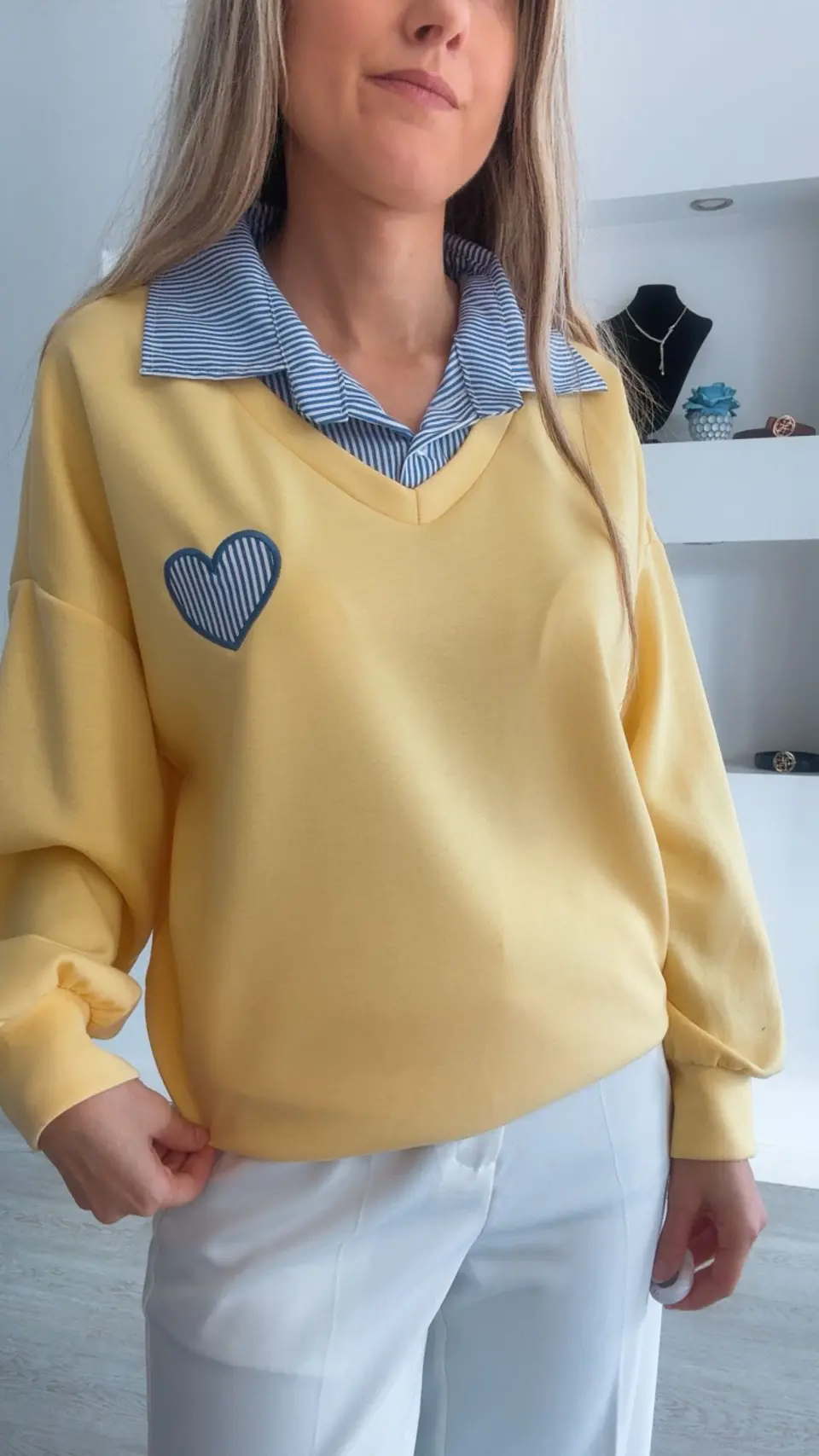 Camisola com camisa incluída e coração - TU 2