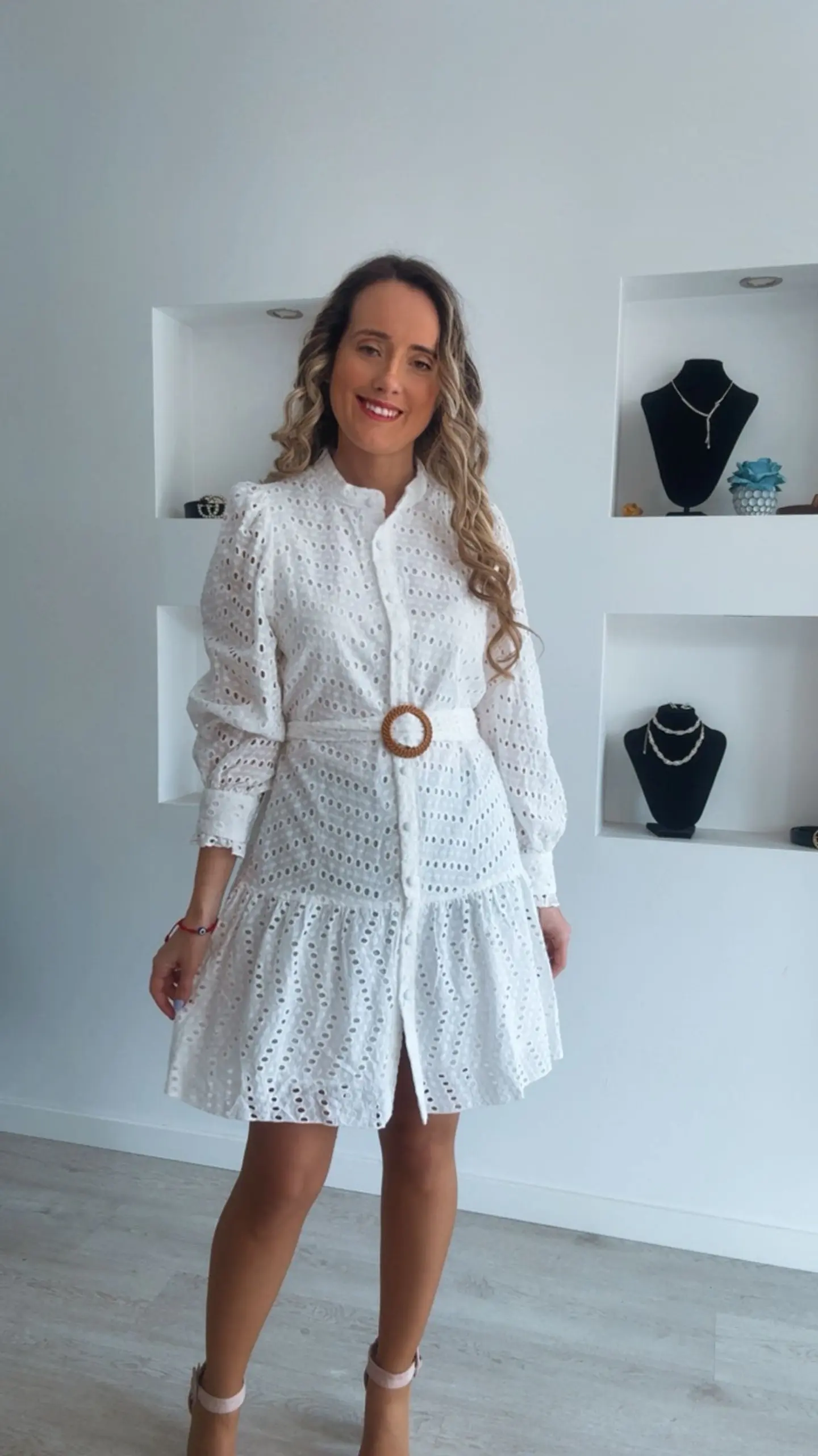 Vestido bordado inglês com cinto 1