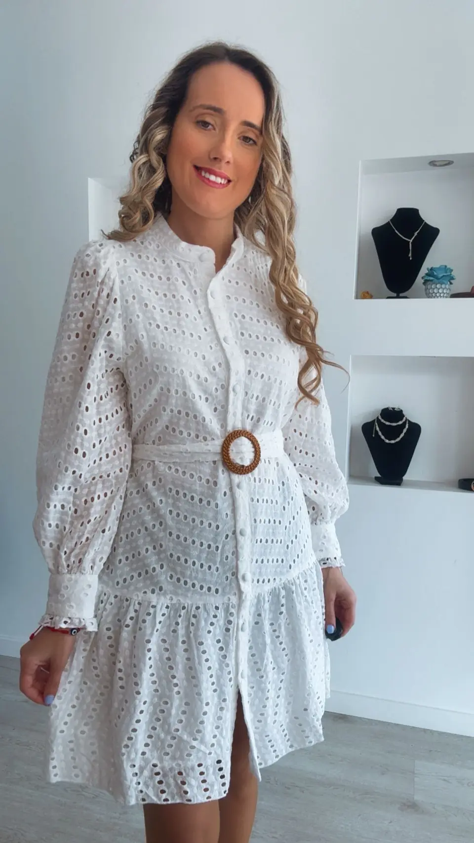 Vestido bordado inglês com cinto 5