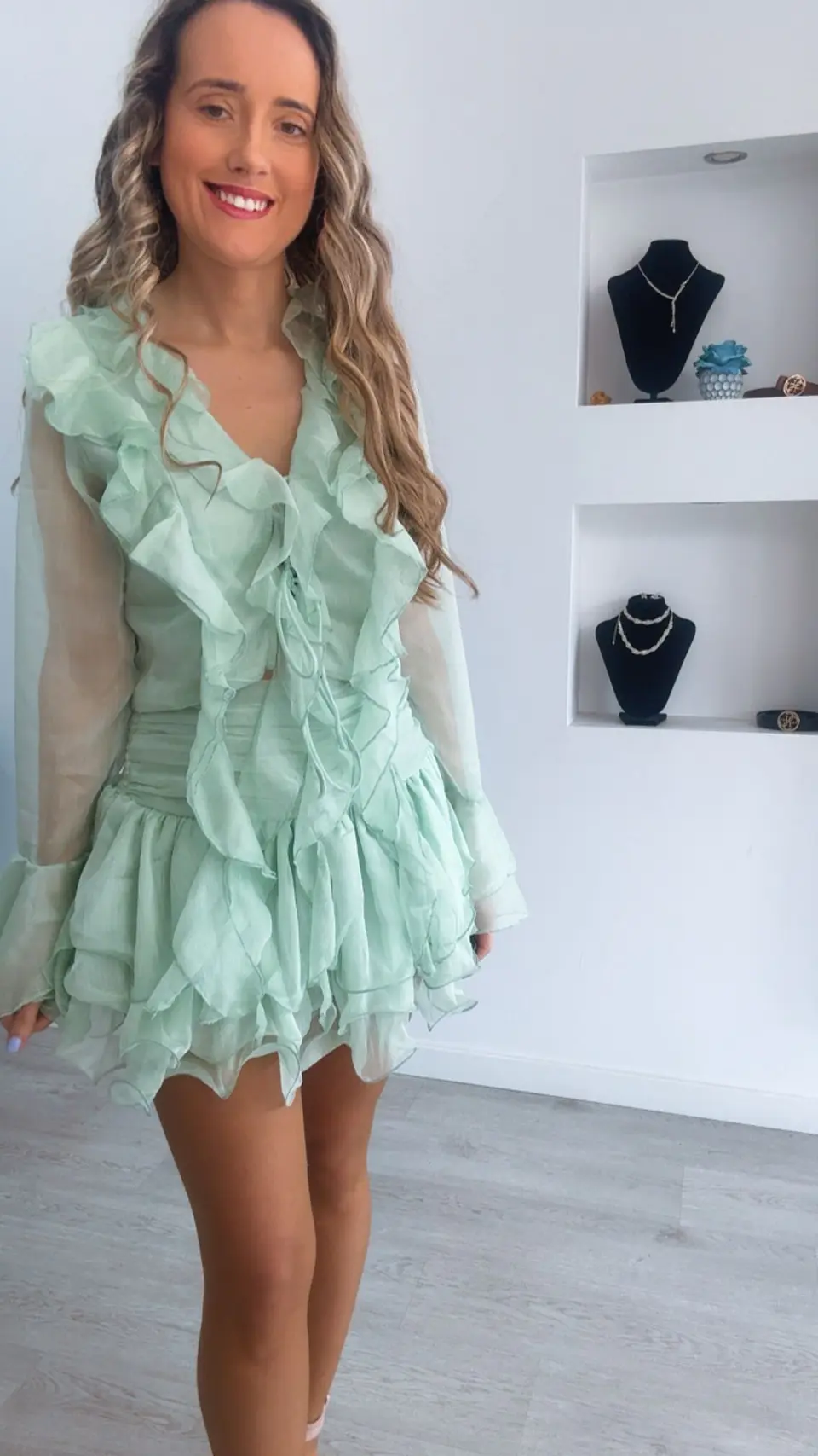 Conjunto saia‑calção e blusa com folhos 6